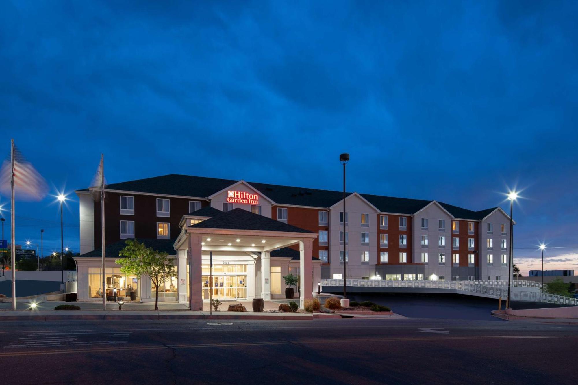 Hilton Garden Inn Albuquerque Airport Exterior foto